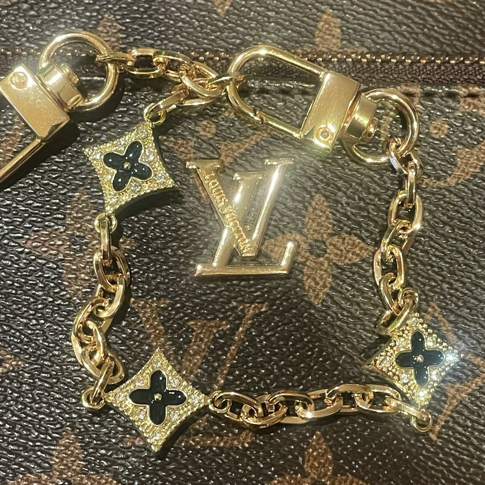 logo bag charm with crystals for your purse or crossbody pretty 💎👑